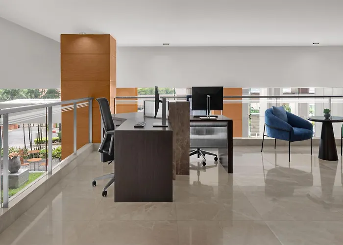 Courtyard By Marriott 4* Bangkok
