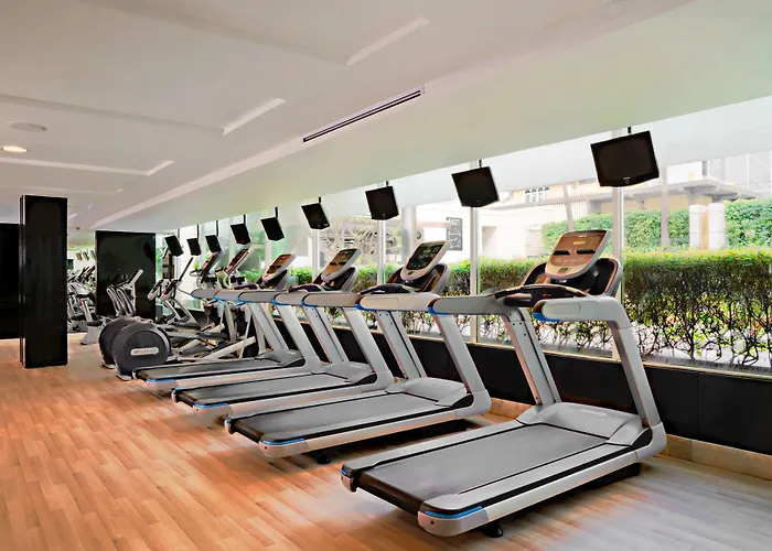 Courtyard By Marriott Hotel 4*