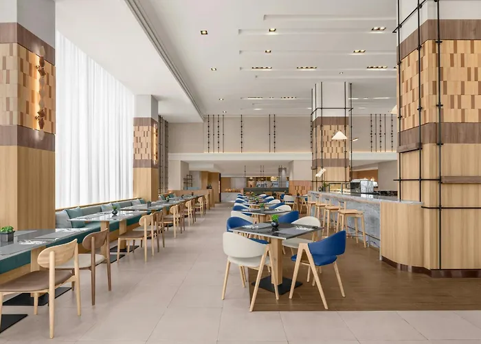 Courtyard By Marriott Hotel